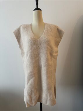 Sleeveless Alpaca Blend V-Neck Knit Tunic Vest in Light Beige